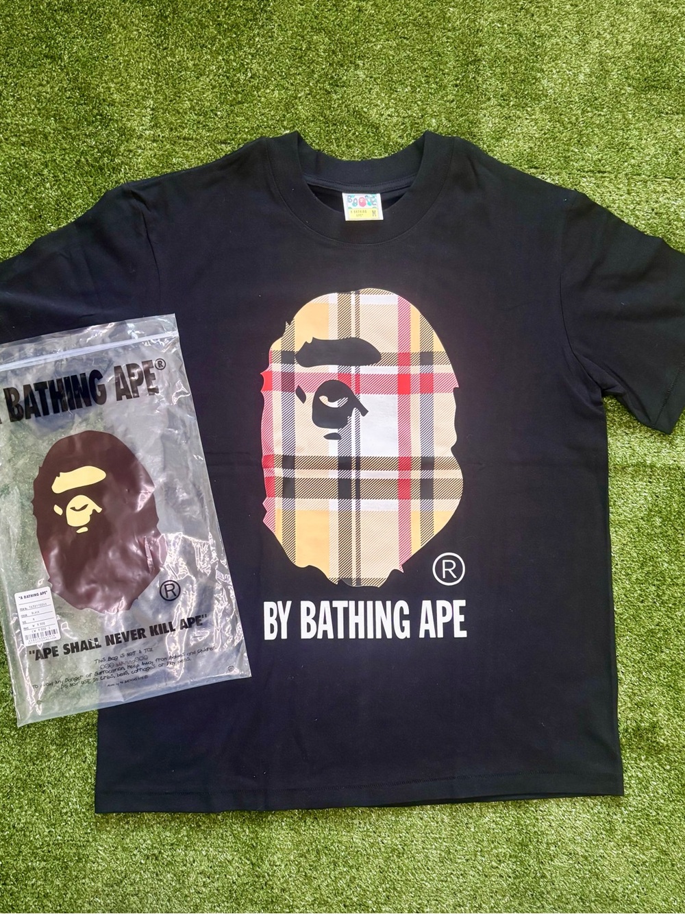 Bape Black Tee Burberry